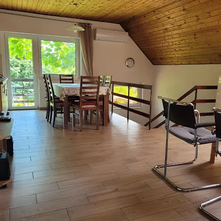 Liliom * Balatonboglár