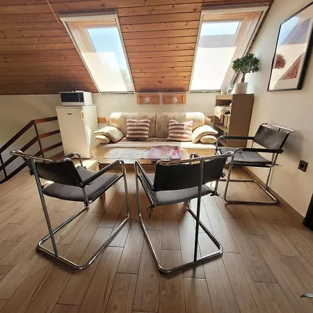 Liliom Apartament