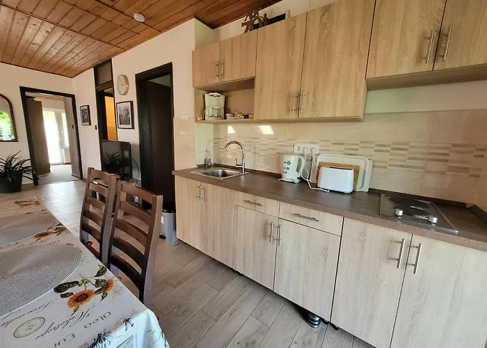 Liliom דירה Balatonboglár